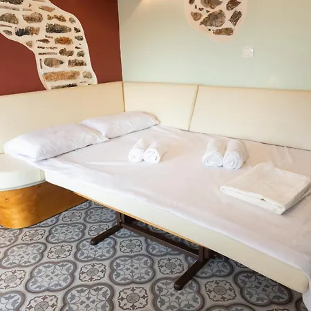 Hidden Oasis Private * اجيا مارينا